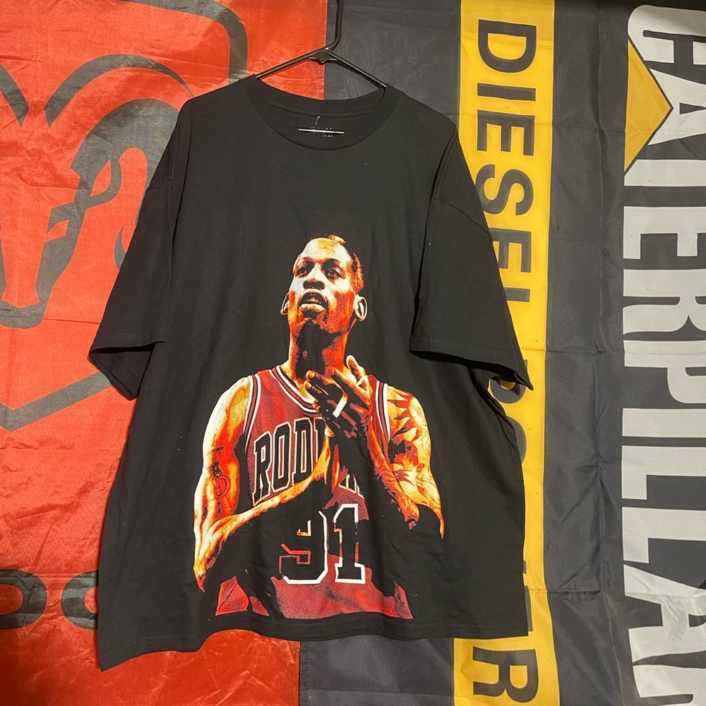 Rodman bulls tee